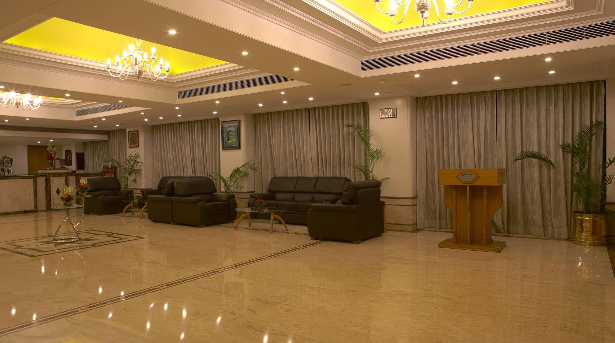 Gemini Continental, Hazratganj Hotel Lucknow